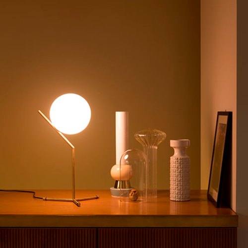 Lámpara IC Lights Table 1 High