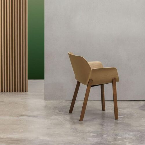 Sillón Nuez Outdoor Cuatro Patas Madera